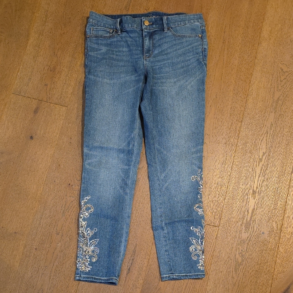 White House Black Market Blue Embroidered Cropped Jeans